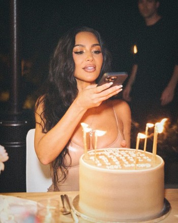 Kim Kardashian’s Sizzling Birthday Dress Flaunts Her Famous Curves and Pokies!