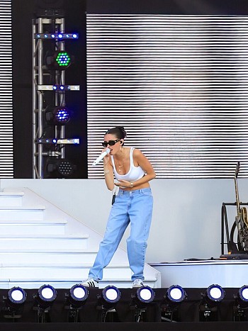 Madison Beer Rocks the Stage in Chic Mini Skirt at Jimmy Kimmel Live