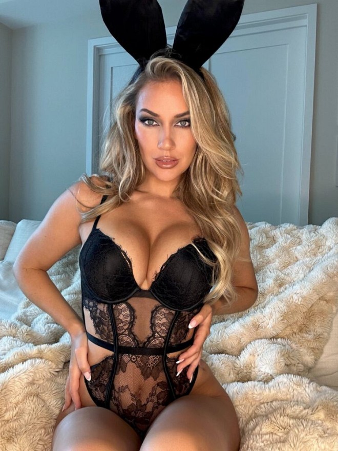 Paige Spiranac’s Big Boobs and Luscious Ass Barely Covered in Black Lace!