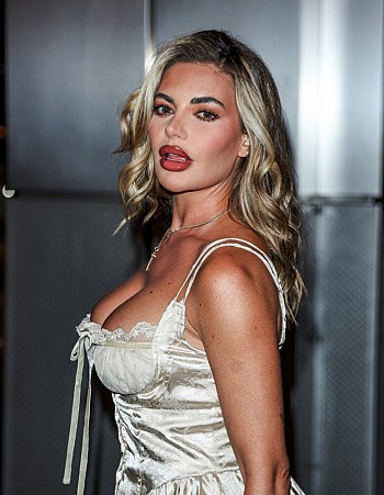 Megan Barton-Hanson Flaunts Big Breasts at Sushi Samba: Spectacular Cleavage!