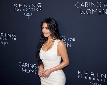 Kim Kardashian Flaunts Her Famous Curves in a Gorgeous Dress at Kering’s Gala